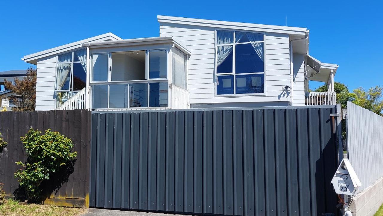 Bed And Breakfast Happy Home Taupo Accommodation Exterior photo