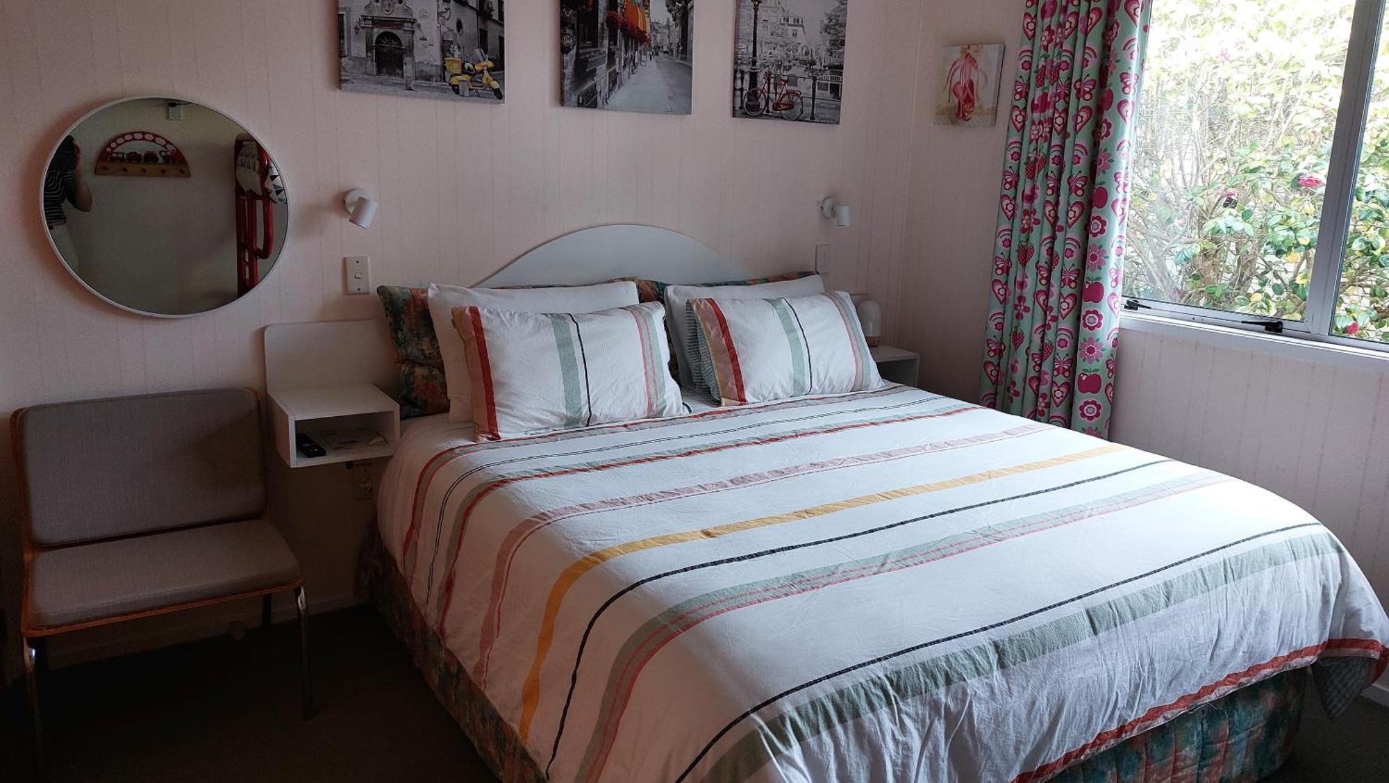 Bed And Breakfast Happy Home Taupo Accommodation Exterior photo