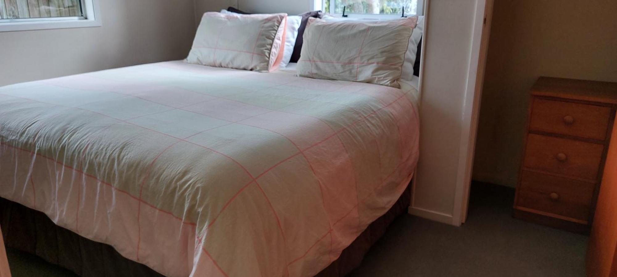 Bed And Breakfast Happy Home Taupo Accommodation Exterior photo