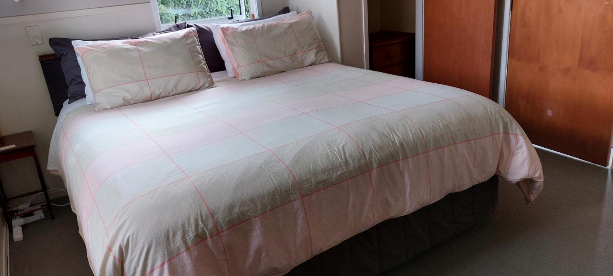 Bed And Breakfast Happy Home Taupo Accommodation Exterior photo