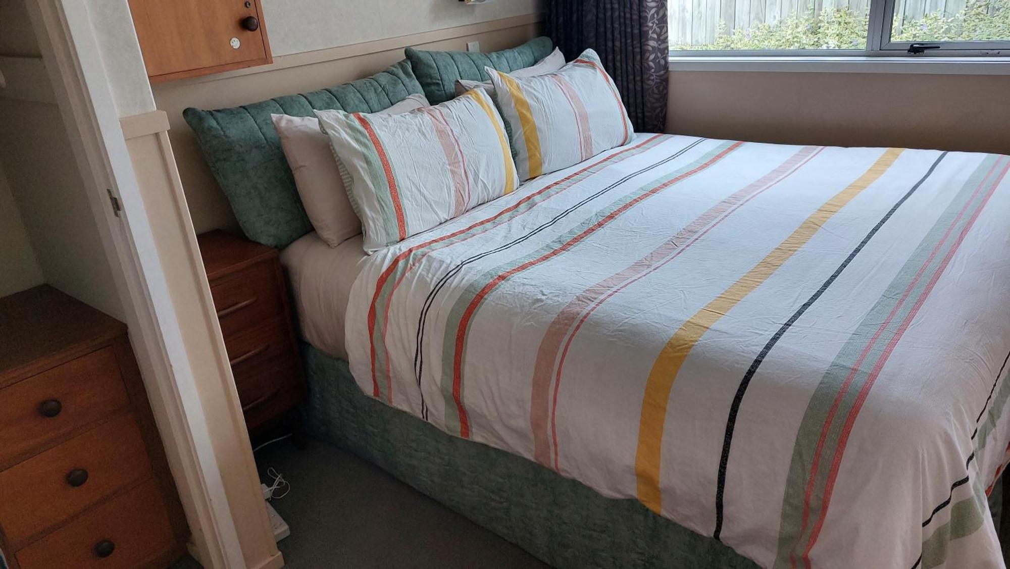 Bed And Breakfast Happy Home Taupo Accommodation Exterior photo