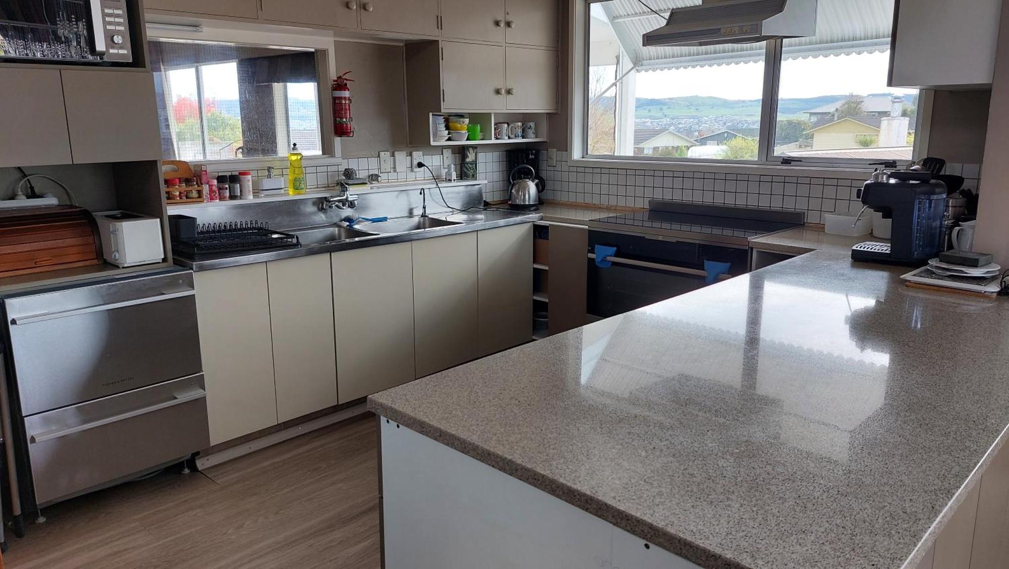 Bed And Breakfast Happy Home Taupo Accommodation Exterior photo