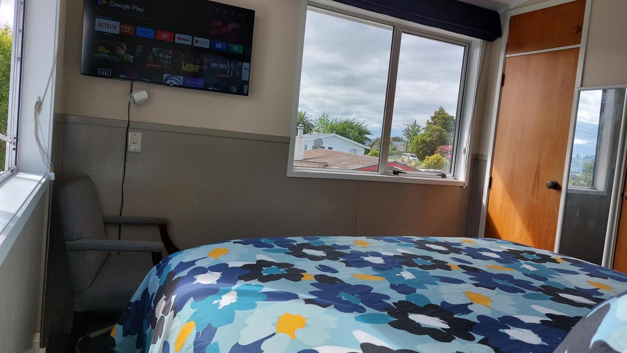 Bed And Breakfast Happy Home Taupo Accommodation Exterior photo