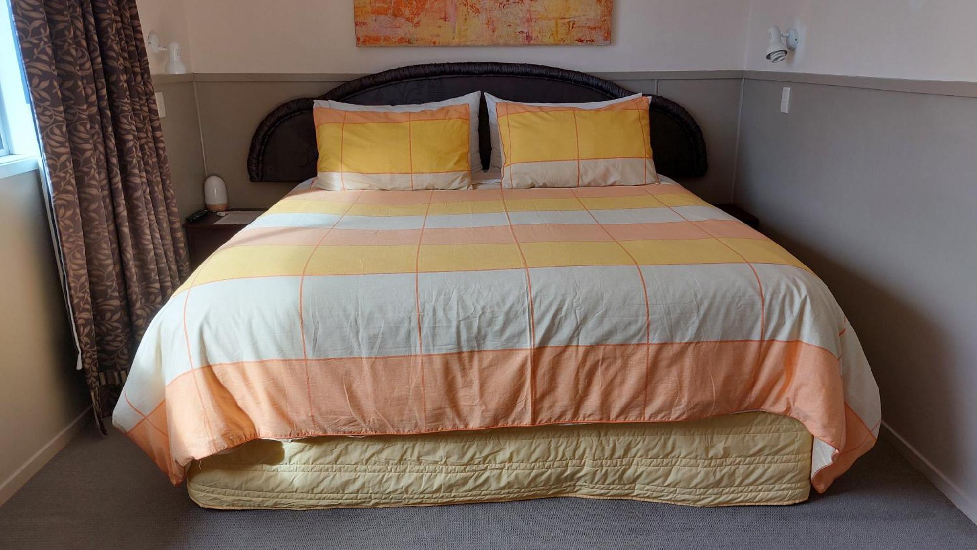 Bed And Breakfast Happy Home Taupo Accommodation Exterior photo