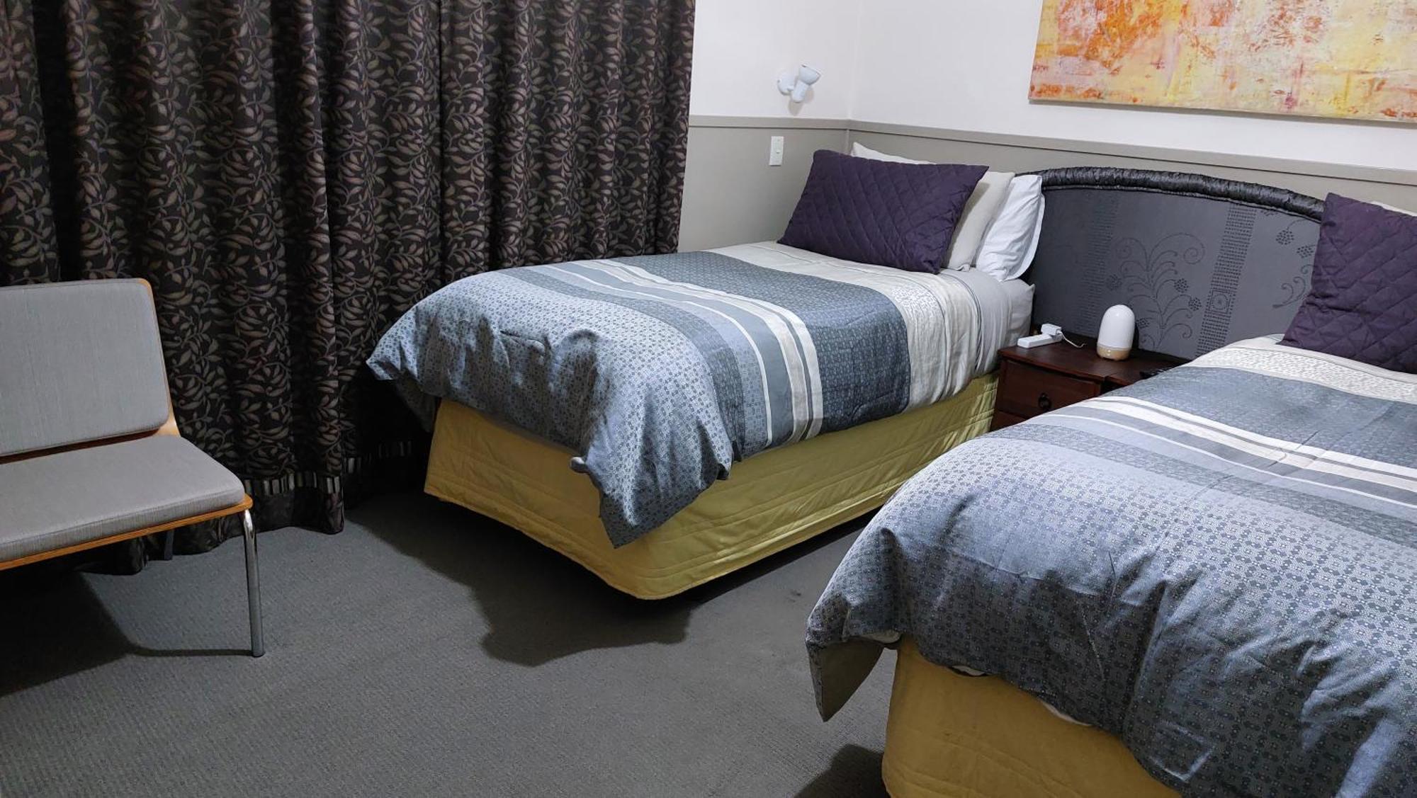 Bed And Breakfast Happy Home Taupo Accommodation Exterior photo