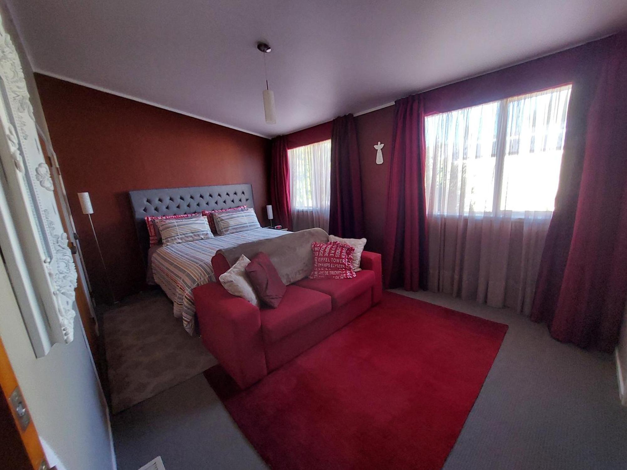 Bed And Breakfast Happy Home Taupo Accommodation Exterior photo